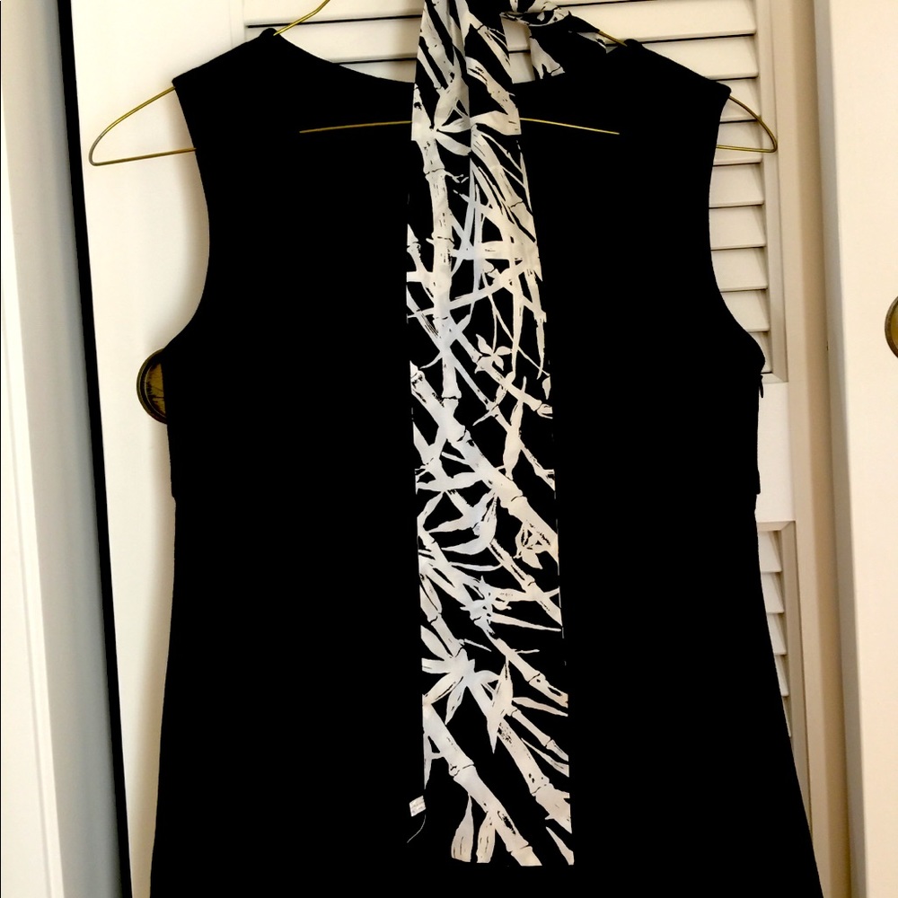 Square neck ponte tunic(scarf not included)